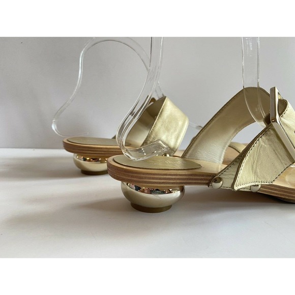 Womens Sandals KATE SPADE Gold Leather Wood Soles Size 8 Slip on Shoes - Picture 2 of 10